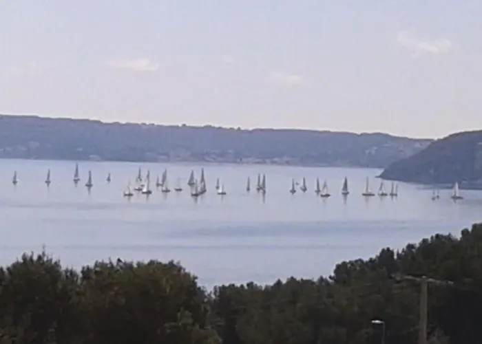 Petit Mas En Provence Superbe Vue